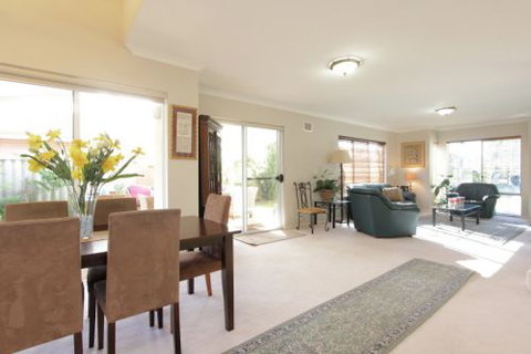 Tea Tree Manor - Accommodation Batemans Bay 1