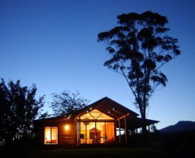 Promised Land Cottages - Accommodation Batemans Bay 0