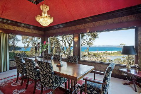 Eden Holiday Rentals - Accommodation Batemans Bay 1