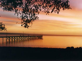 Henleys Holiday Flats - Accommodation Batemans Bay 0