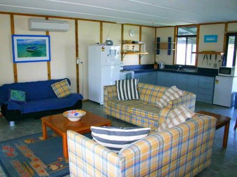Lancelin Accommodation Service - Accommodation Batemans Bay 4