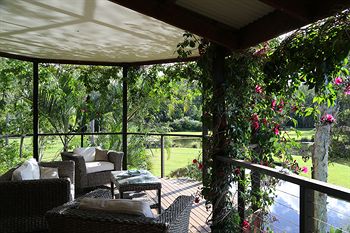 Lake Weyba Cottages Noosa - Accommodation Batemans Bay 3