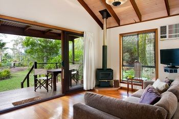 Lake Weyba Cottages Noosa - Accommodation Batemans Bay 29