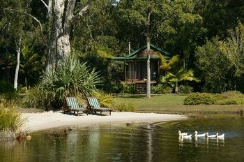 Lake Weyba Cottages Noosa - Accommodation Batemans Bay 35