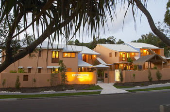 L'Auberge Noosa - Accommodation Batemans Bay 7