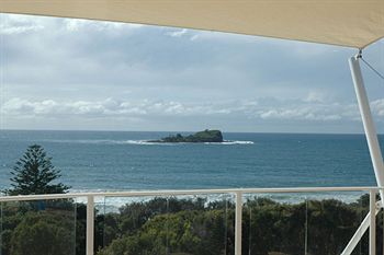 Santorini Twin Waters - Accommodation Batemans Bay 8