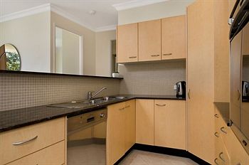 Santorini Twin Waters - Accommodation Batemans Bay 21