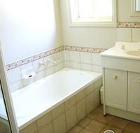 Madigan Wine Country Cottages - Accommodation Batemans Bay