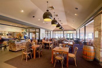 Potters Hotel Brewery Resort - Accommodation Batemans Bay 4