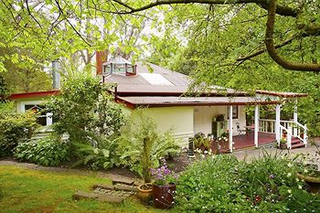 Adeline Bed And Breakfast - Accommodation Batemans Bay 0