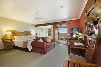 Artisan Spa Views - Accommodation Batemans Bay 11