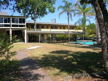 Bucketts Way Motel And Restaurant - Accommodation Batemans Bay 5