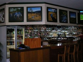 Bucketts Way Motel And Restaurant - Accommodation Batemans Bay 6
