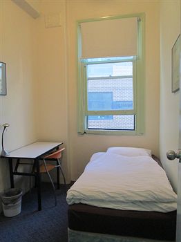 Casa Central Accommodation - Hostel - Accommodation Batemans Bay 3