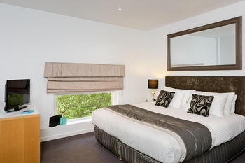 Treasury On Collins - Accommodation Batemans Bay 21