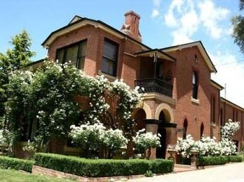 Bishop's Court Estate, Boutique Hotel - Accommodation Batemans Bay 1