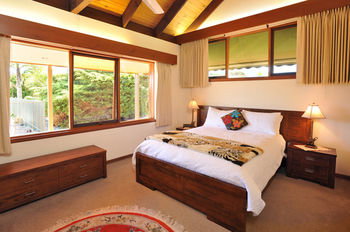 Langbrook Estate Cottages - Accommodation Batemans Bay 3