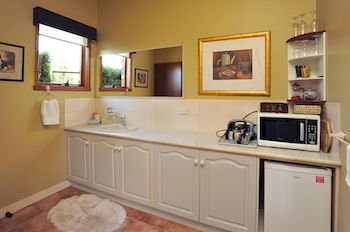 Langbrook Estate Cottages - Accommodation Batemans Bay 22