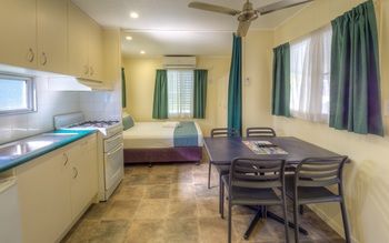 Alex Beach Cabins - Accommodation Batemans Bay 36