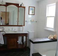 Maison de May Boutique Bed ampbreakfast - Accommodation Batemans Bay