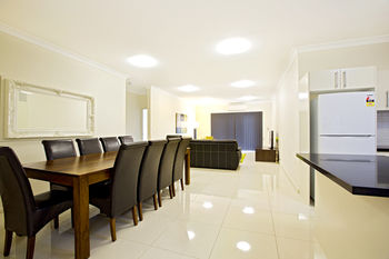 Astina Serviced Apartments - Central - Accommodation Batemans Bay 7