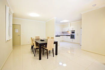 Astina Serviced Apartments - Central - Accommodation Batemans Bay 8