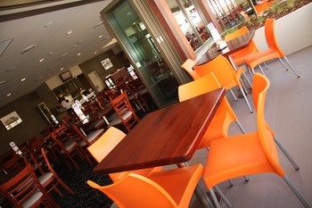 Peden's Hotel - Accommodation Batemans Bay 7