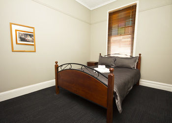 Peden's Hotel - Accommodation Batemans Bay 10