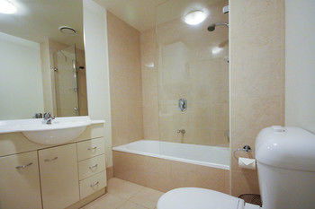 Amazing City Apartment - Accommodation Batemans Bay 7