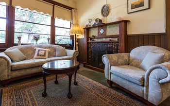 Strathvea Guest House - Accommodation Batemans Bay 4