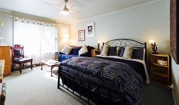 Strathvea Guest House - Accommodation Batemans Bay 10