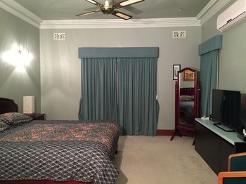 Relaxin - Accommodation Batemans Bay 2