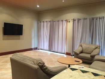 Relaxin - Accommodation Batemans Bay 20