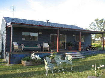 The Wattle Lodge - Accommodation Batemans Bay 25