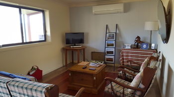 The Wattle Lodge - Accommodation Batemans Bay 39