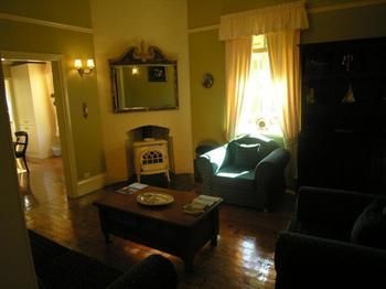 Leura Lady - Accommodation Batemans Bay 4
