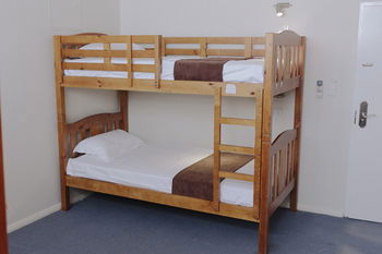 Mad Monkey Backpackers On Broadway - Adults Only - Accommodation Batemans Bay 1