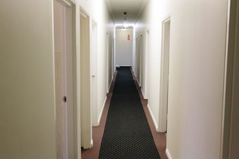 Mad Monkey Backpackers On Broadway - Adults Only - Accommodation Batemans Bay 3