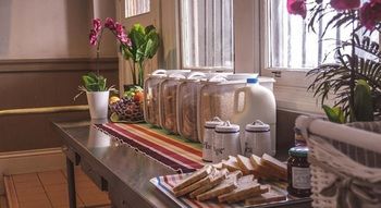 Mad Monkey Backpackers On Broadway - Adults Only - Accommodation Batemans Bay 15
