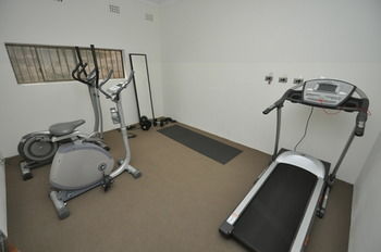 Balmain 2 Mont Furnished Apartment - Accommodation Batemans Bay 1