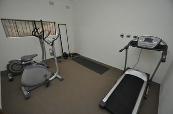 Balmain 2 Mont Furnished Apartment - Accommodation Batemans Bay 5