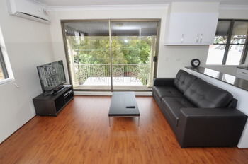 Balmain 2 Mont Furnished Apartment - Accommodation Batemans Bay 7
