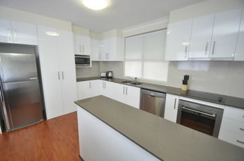 Balmain 2 Mont Furnished Apartment - Accommodation Batemans Bay 12