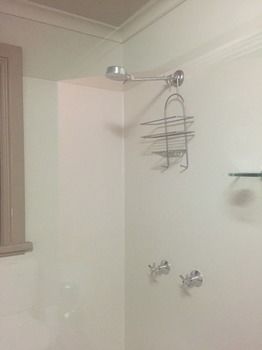 The Criterion Pub And Kitchen Carrington - Accommodation Batemans Bay 3
