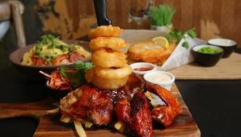 The Criterion Pub And Kitchen Carrington - Accommodation Batemans Bay 6
