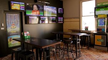The Criterion Pub And Kitchen Carrington - Accommodation Batemans Bay 8