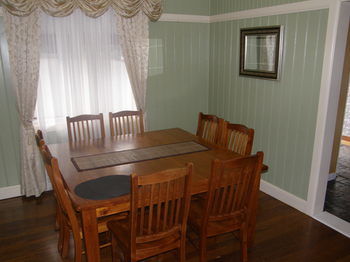 37 Queen Gloucester - Accommodation Batemans Bay 14