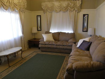 37 Queen Gloucester - Accommodation Batemans Bay 19