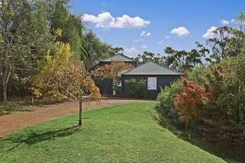 Mountainside B&B - Accommodation Batemans Bay 0