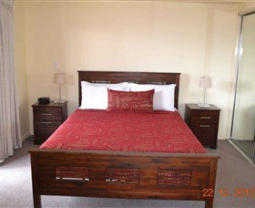 Spring Hill QLD Accommodation Batemans Bay